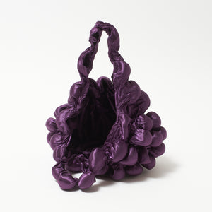 大きなぽんぽんのバッグ サテン