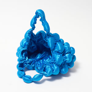 大きなぽんぽんのバッグ サテン