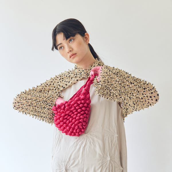 小さなぽんぽんのバッグ サテン - BUNZABURO