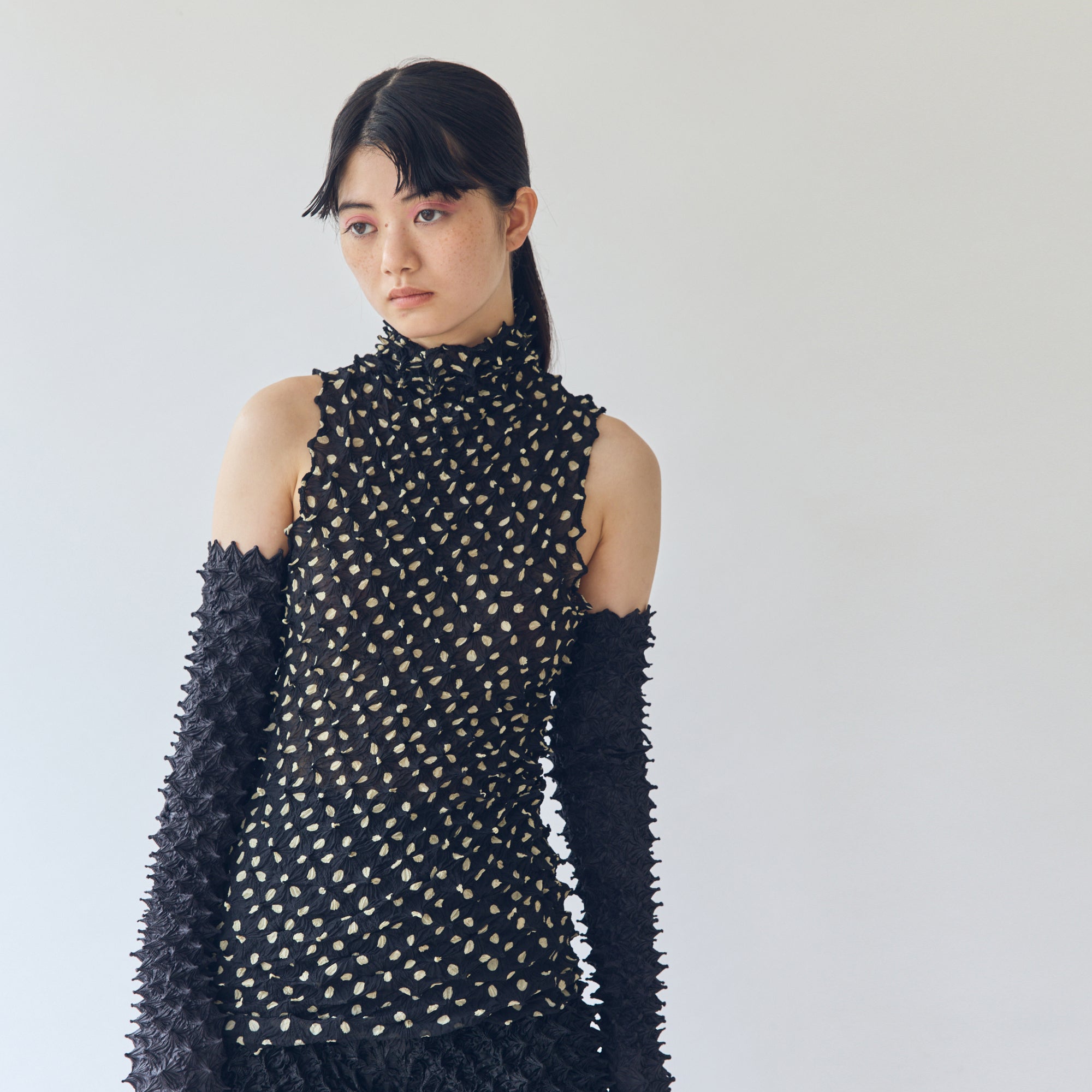 Spiky Shibori Sleeveless Tops Dot Patterns
