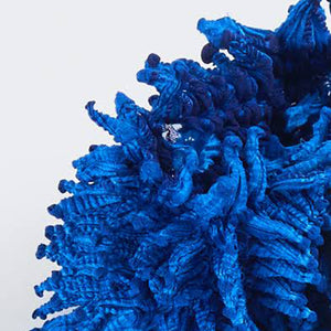 小さなツンツンの幅広ネックレス