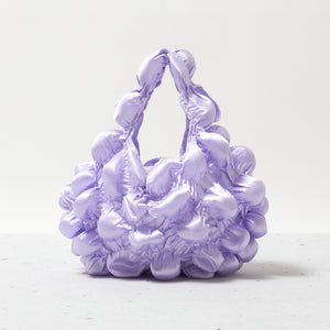 大きなぽんぽんのバッグ サテン