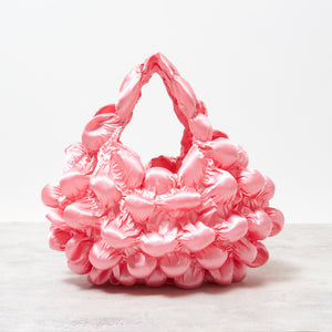 大きなぽんぽんのバッグ サテン